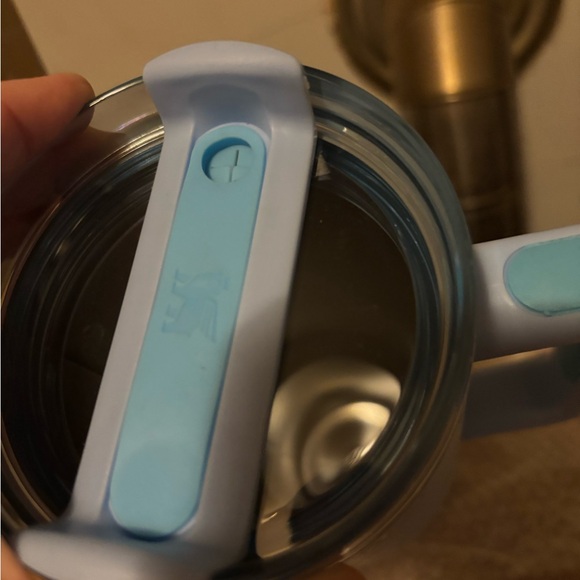 Stanley Light Blue Winnie the Pooh Mug - Picture 2 of 5